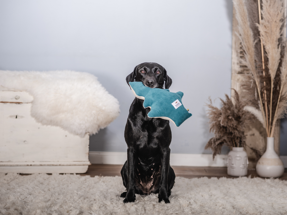 EETU fir cuddly cushion