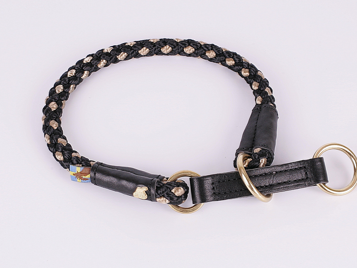 OUTDOOR round pull dog collar